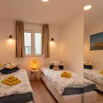 Serenum Villa *