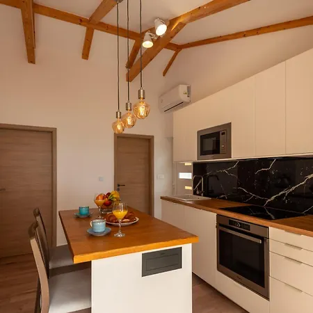 فيلة Serenum شيبينيك