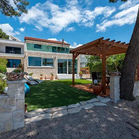 Serenum Villa