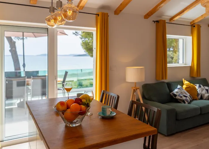 Serenum 别墅 希贝尼克