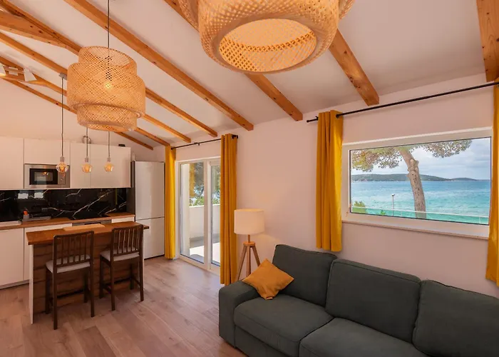 Serenum 别墅 希贝尼克