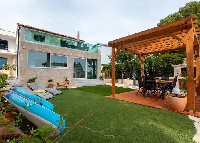 Serenum 别墅 希贝尼克